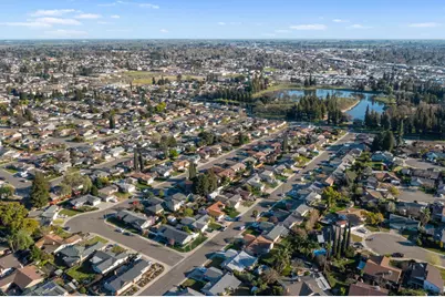 2241 Rochelle Avenue, Turlock, CA 95382 - Photo 44