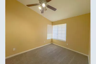 8455 Auberry Drive, Sacramento, CA 95828 - Photo 14