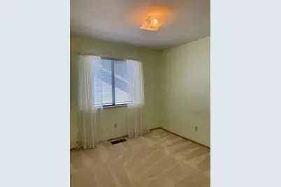 2056 Elwin Way, Modesto, CA 95350 - Photo 22