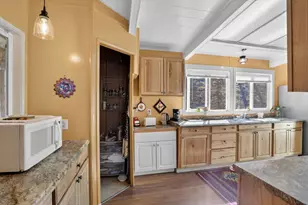 332 Arroyo Dr, Yreka, CA 96097 - Photo 10