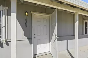 2209 Meadowview Rd, Sacramento, CA 95832 - Photo 6