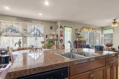 1810 Silvio Way, Oakdale, CA 95361 - Photo 12