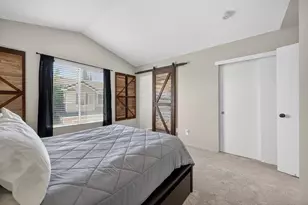 9425 Laguna Pointe Way, Elk Grove, CA 95758 - Photo 22