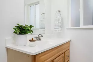 4381 Vulcan Dr, Sacramento, CA 95864 - Photo 38