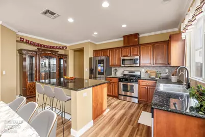 10311 Pedra Do Sol Way, Elk Grove, CA 95757 - Photo 34