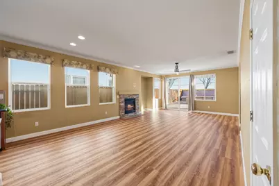 10311 Pedra Do Sol Way, Elk Grove, CA 95757 - Photo 10