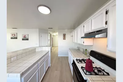 6813 Springridge Way, Elk Grove, CA 95758 - Photo 8