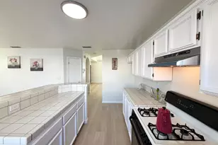 6813 Springridge Way, Elk Grove, CA 95758 - Photo 8