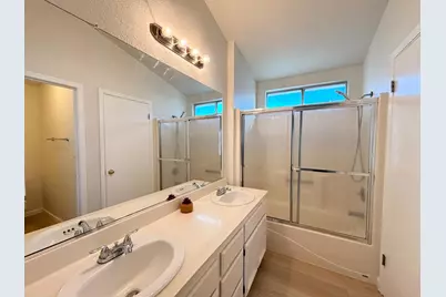 6813 Springridge Way, Elk Grove, CA 95758 - Photo 18