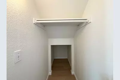 6813 Springridge Way, Elk Grove, CA 95758 - Photo 22