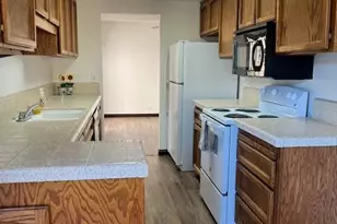 80 Petrilli Cir, Sacramento, CA 95822 - Photo 4