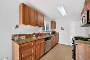 6224 Carl Sandburg Cir, Sacramento, CA 95842 - Photo 16