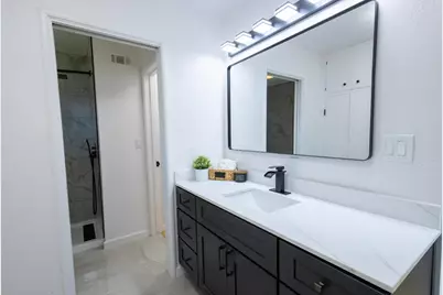 39 W Fulton Street, Stockton, CA 95204 - Photo 24