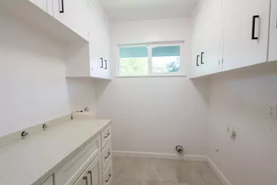39 W Fulton Street, Stockton, CA 95204 - Photo 16