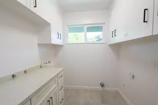 39 W Fulton St, Stockton, CA 95204 - Photo 16