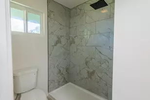 39 W Fulton St, Stockton, CA 95204 - Photo 26