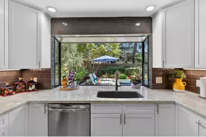 11334 Mother Lode Circle, Gold River, CA 95670 - Photo 18