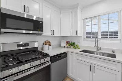 6924 Peck Drive, Sacramento, CA 95828 - Photo 6