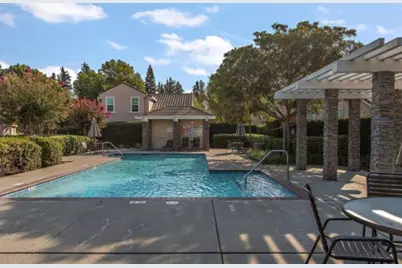 7 Naples, Sacramento, CA 95831 - Photo 12