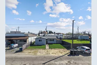 341 2nd Street, Livingston, CA 95334 - Photo 18