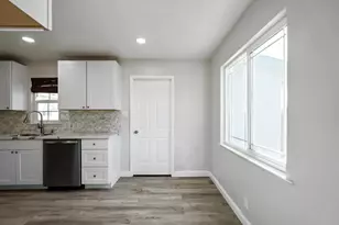 341 2nd St, Livingston, CA 95334 - Photo 6