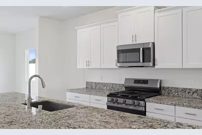 890 S Philip Avenue, Fowler, CA 93625 - Photo 6