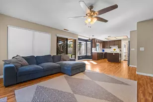 8780 Frosses Ct, Sacramento, CA 95828 - Photo 14
