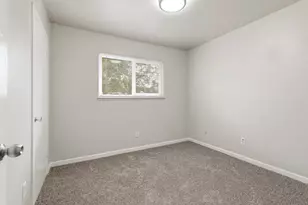 900 Snead Dr, Modesto, CA 95351 - Photo 12