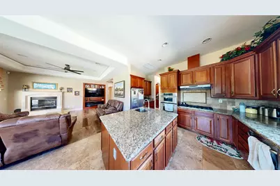948 Woodridge Court, Yuba City, CA 95993 - Photo 10