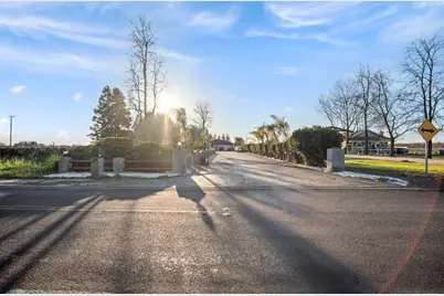 20201 N Dustin Road, Acampo, CA 95220 - Photo 4