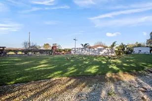 20201 N Dustin Rd, Acampo, CA 95220 - Photo 14