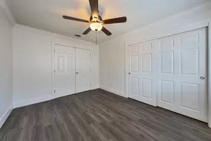 8908 Liscarney Way, Sacramento, CA 95828 - Photo 40