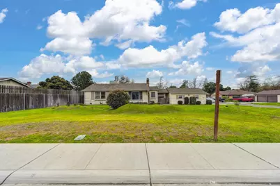 2360 Hurley Way, Sacramento, CA 95825 - Photo 32