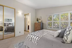 58 Rambleoak Cir, Sacramento, CA 95831 - Photo 18