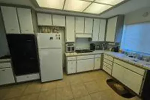 2888 Azevedo Dr, Sacramento, CA 95833 - Photo 10