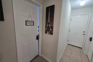 2888 Azevedo Dr, Sacramento, CA 95833 - Photo 16