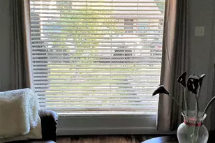 2027 W Acacia St, Stockton, CA 95203 - Photo 2