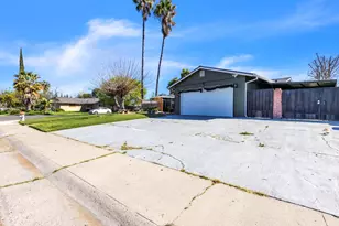 2640 Erin Dr, Sacramento, CA 95833 - Photo 2