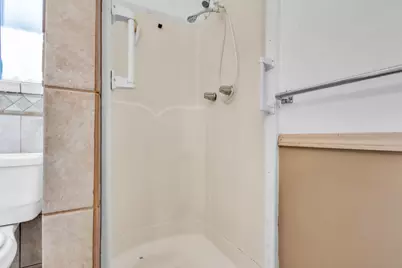 2640 Erin Drive, Sacramento, CA 95833 - Photo 16