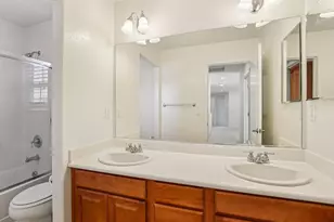 16796 English Country Trail, Lathrop, CA 95330 - Photo 32