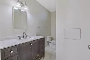 1247 N Ferger Ave, Fresno, CA 93728 - Photo 14