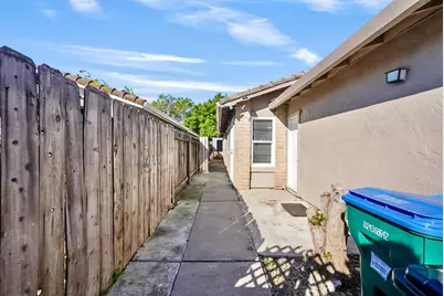 9419 Fox Creek Drive, Stockton, CA 95210 - Photo 28