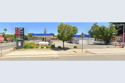 2071 North Street, Anderson, CA 96007 - Photo 1