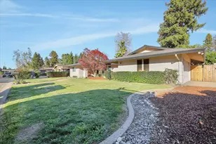 1988 Jeffrey Dr, Yuba City, CA 95991 - Photo 4