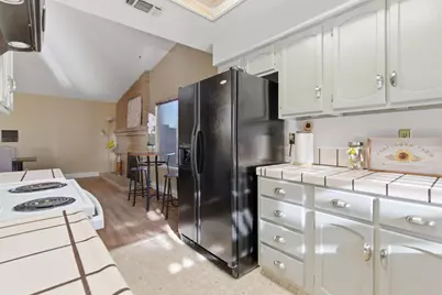 930 Kapareil Drive, Tracy, CA 95376 - Photo 12