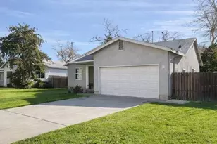 2688 Del Paso Blvd, Sacramento, CA 95815 - Photo 1