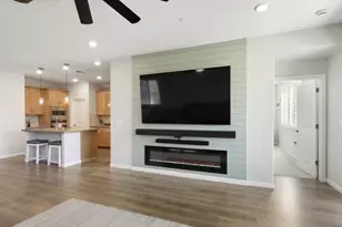 1375 Carson River Dr, Lincoln, CA 95648 - Photo 8