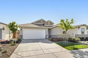 1375 Carson River Dr, Lincoln, CA 95648 - Photo 2