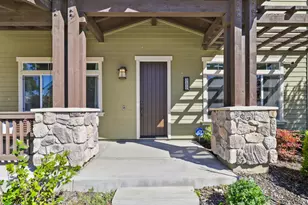 3177 Crocker Dr, Sacramento, CA 95818 - Photo 64