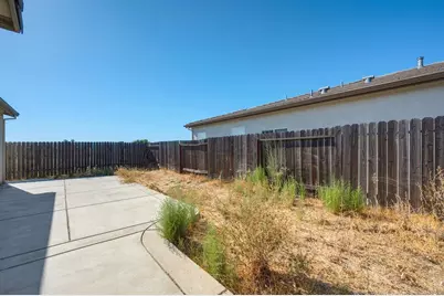 7905 Springarden Way, Sacramento, CA 95828 - Photo 22